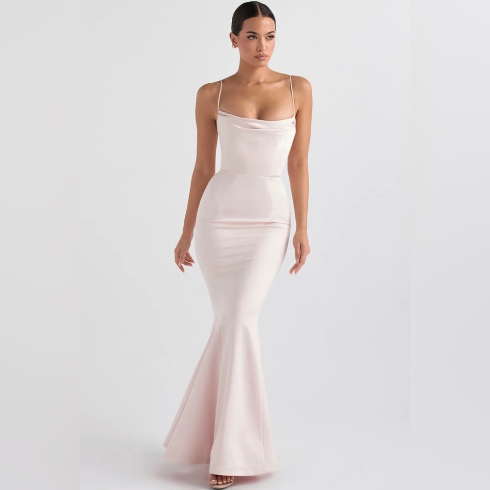 HOUSE OF CB 'Violette' Blush Satin Fishtail Gown - Picture 5 of 12